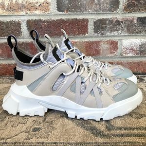 McQ by Alexander McQueen Orbyt Descender Sneakers size EU 40